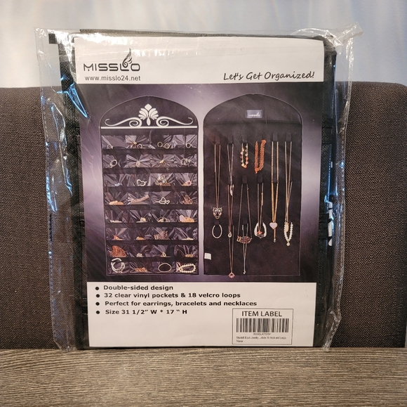 NWT Jewelry Organizer and Set of 3 Clear Organizers - Picture 2 of 5